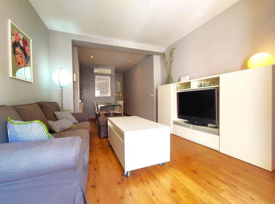 Apartament Plaza Cristo De Burgos Sewilla Zewnętrze zdjęcie